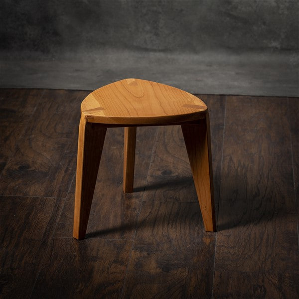 Sakura M30 – Cherry Step Stool