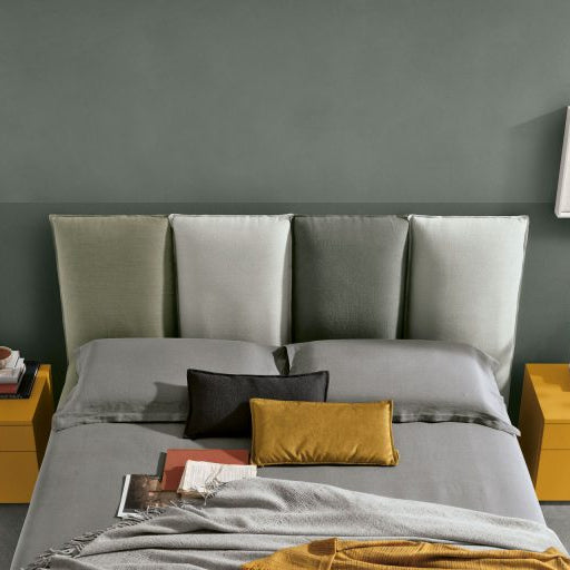 Poker bed