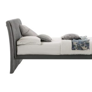 Marlena bed