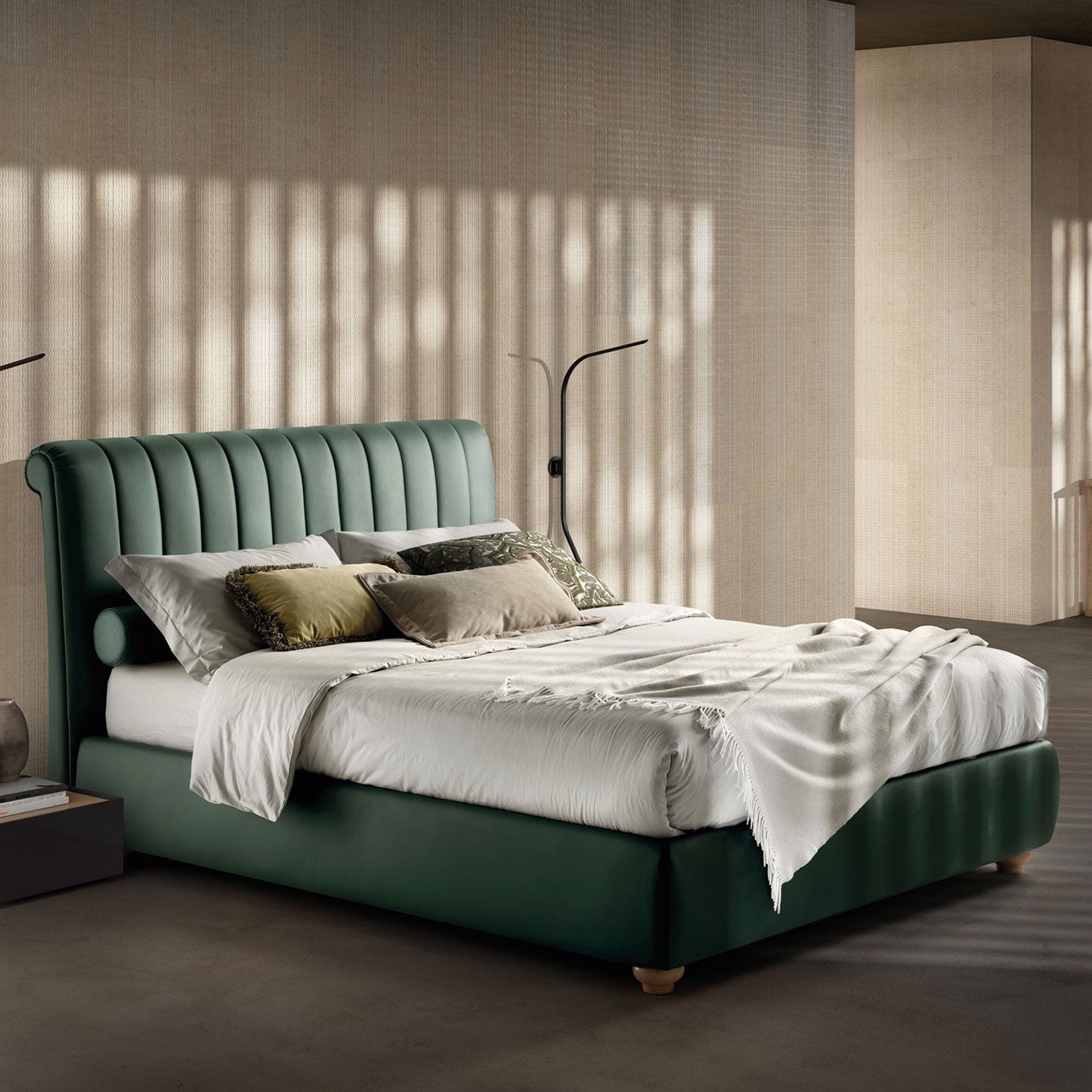 NOVEL STYLE Bed