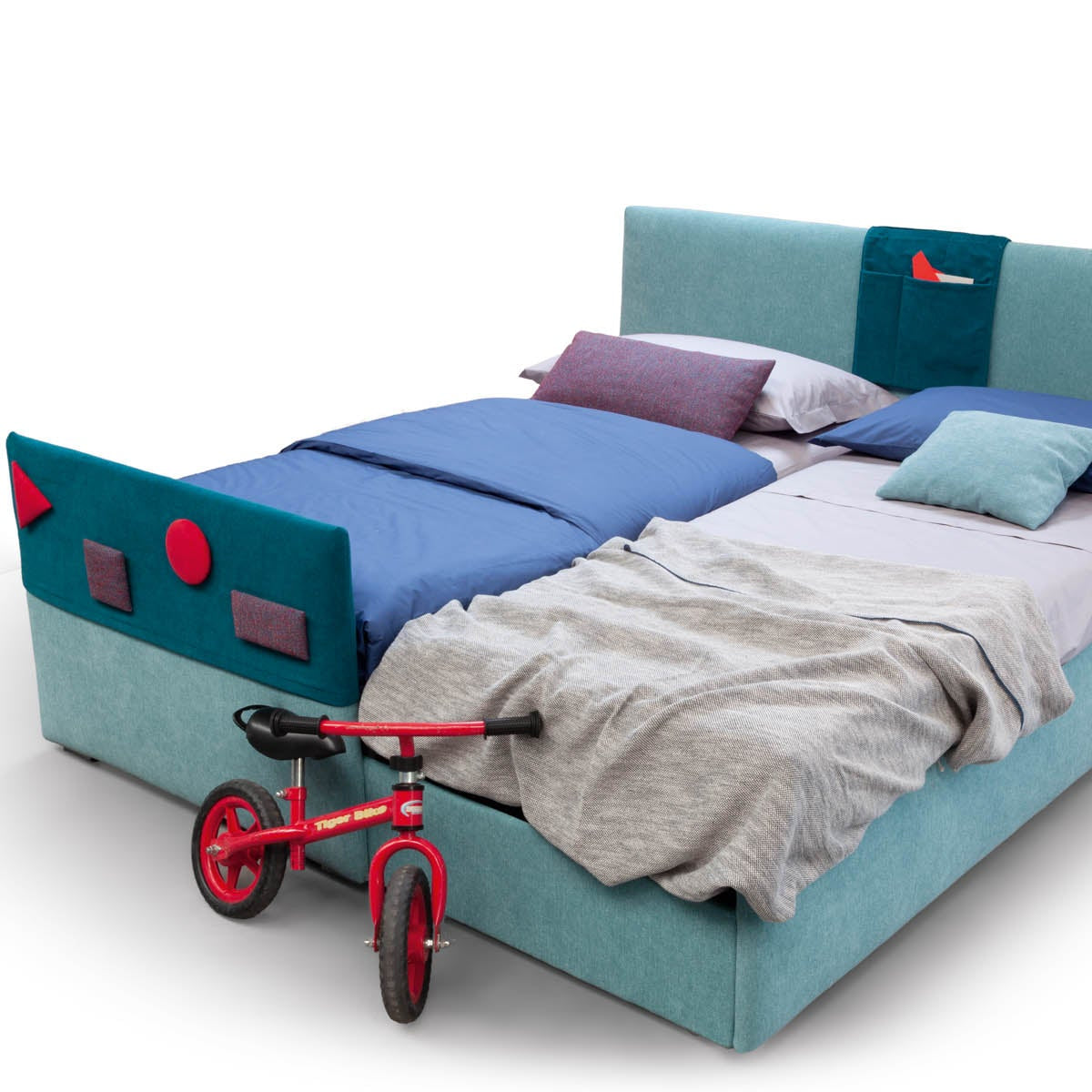 PLAIN Bed