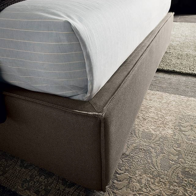 MILLER Bed