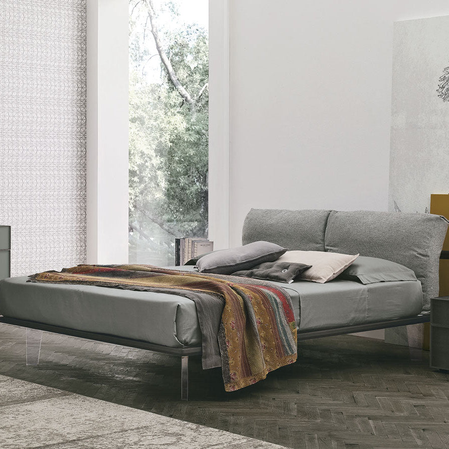 Piuma bed