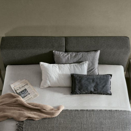 Strong bed