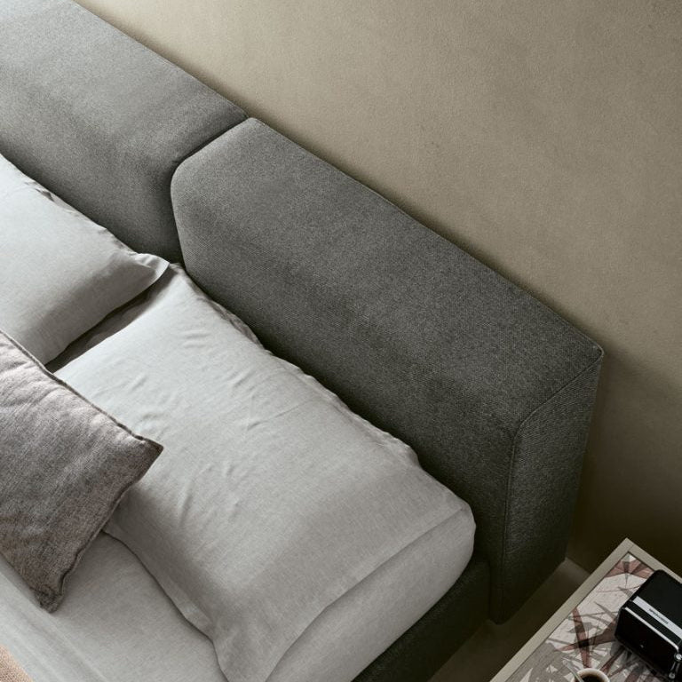 Strong bed