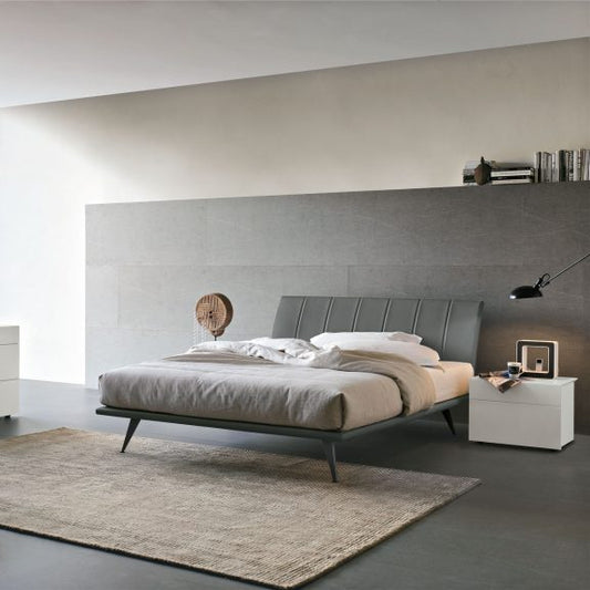 Seven / Seven Plus bed