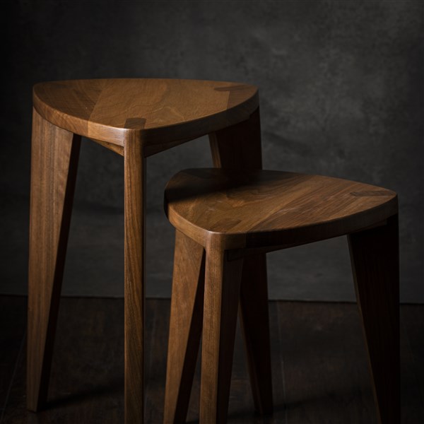 Kurumi Hira Set – Walnut Wooden Side Tables M (Set)