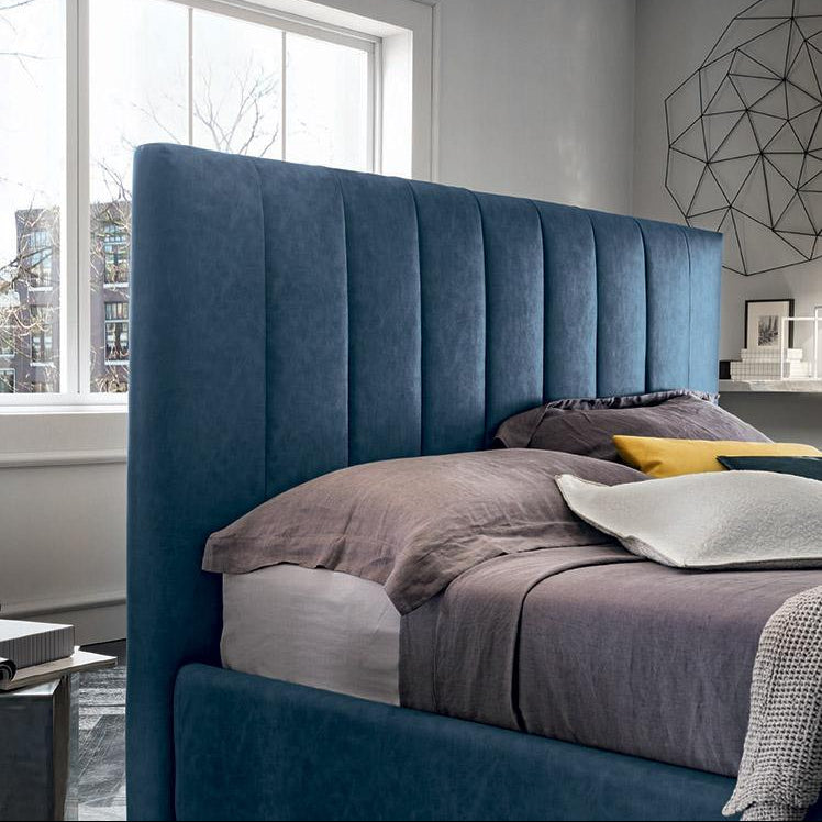 CLYDE Bed