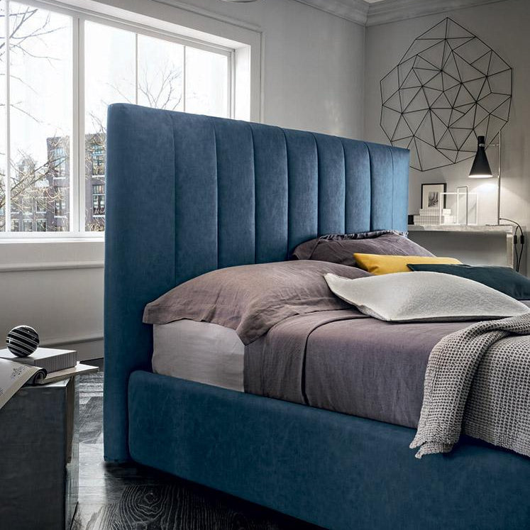 CLYDE Bed