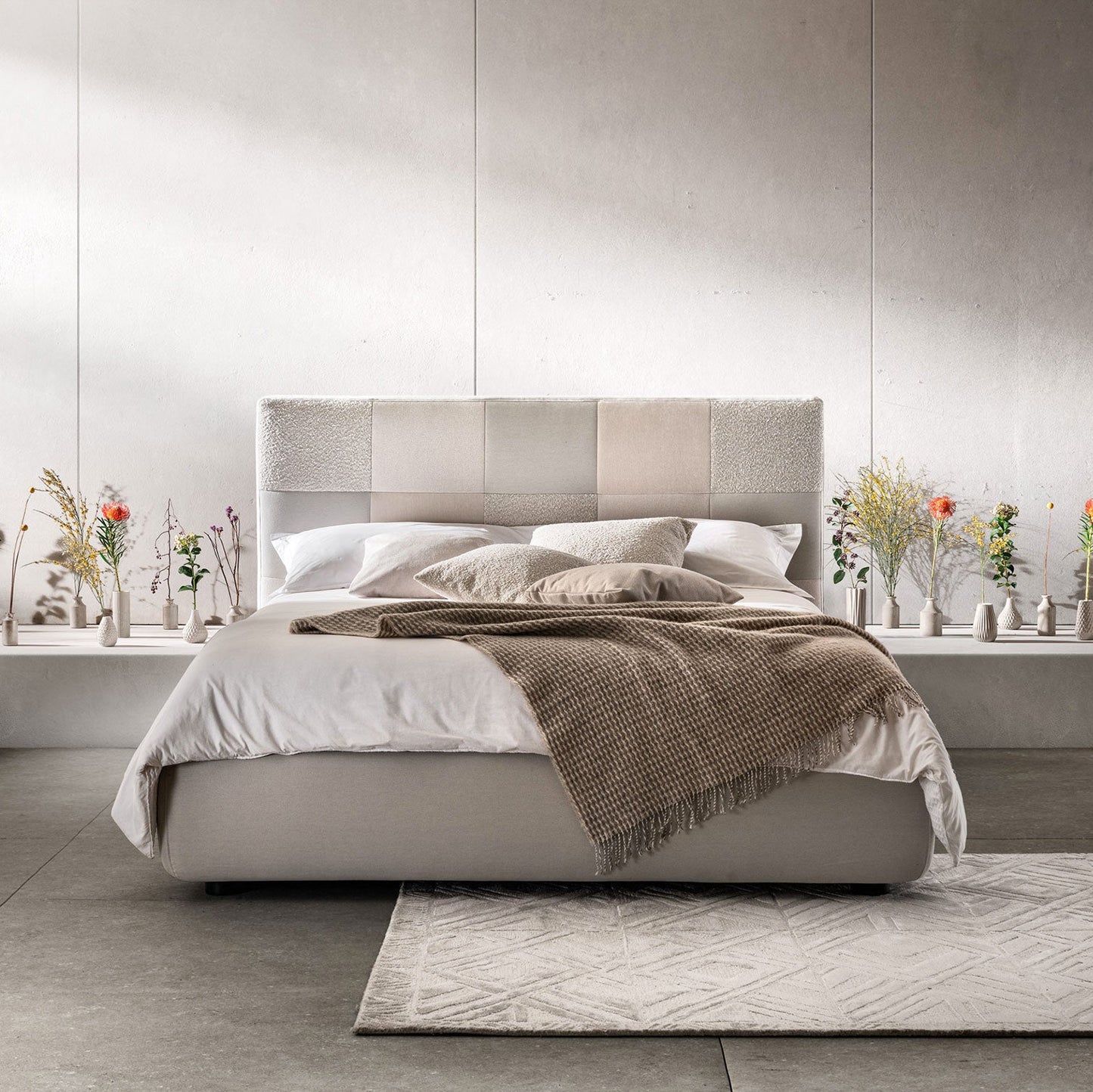 ESSENTIAL Bed