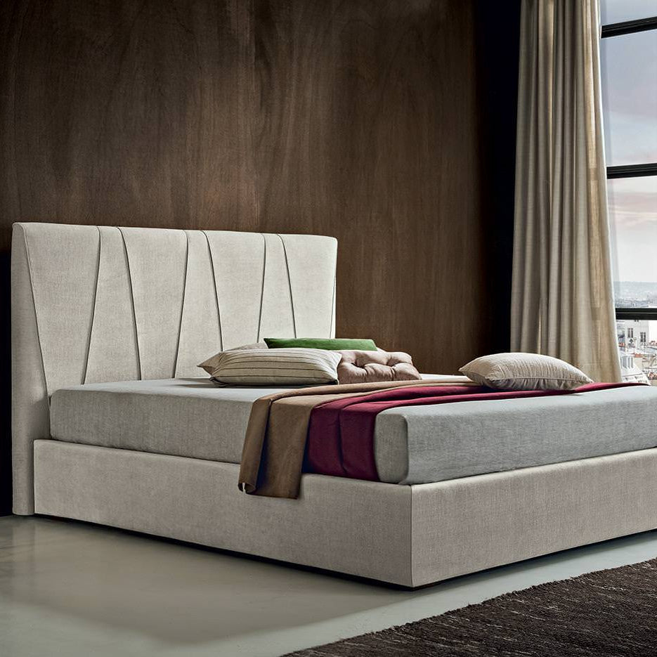 JULIUS Bed