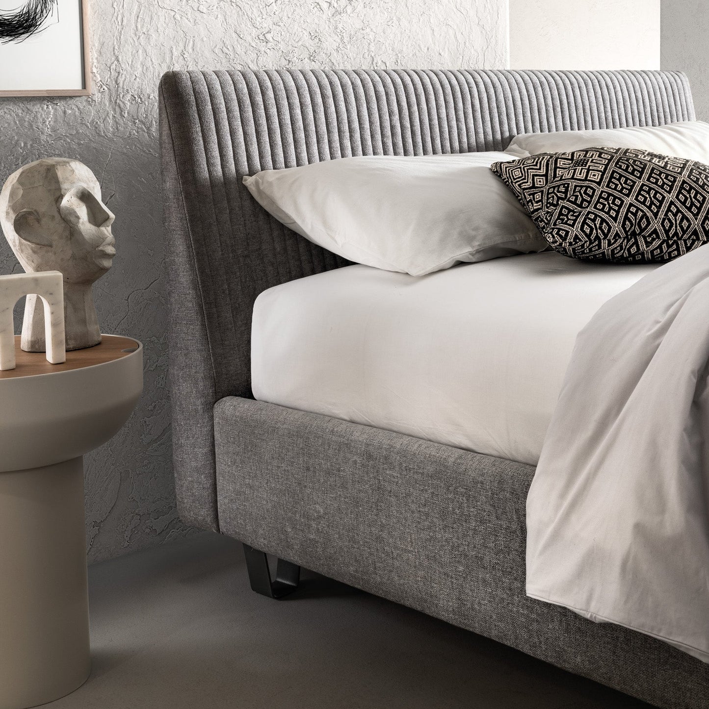 KEEN Bed