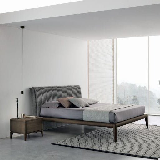 Marlena bed