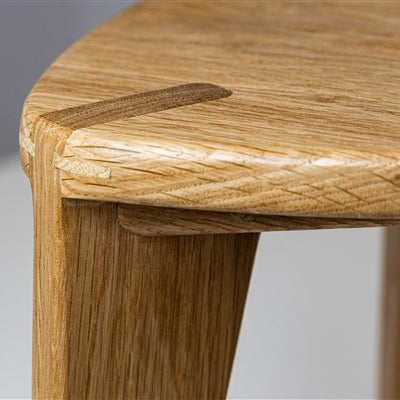 Oku Heimen M30 Wooden Stool
