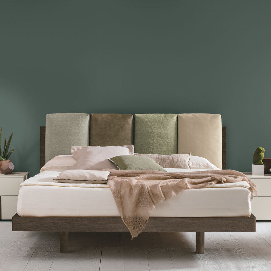 Nikki bed