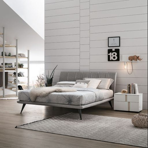 Seven / Seven Plus bed
