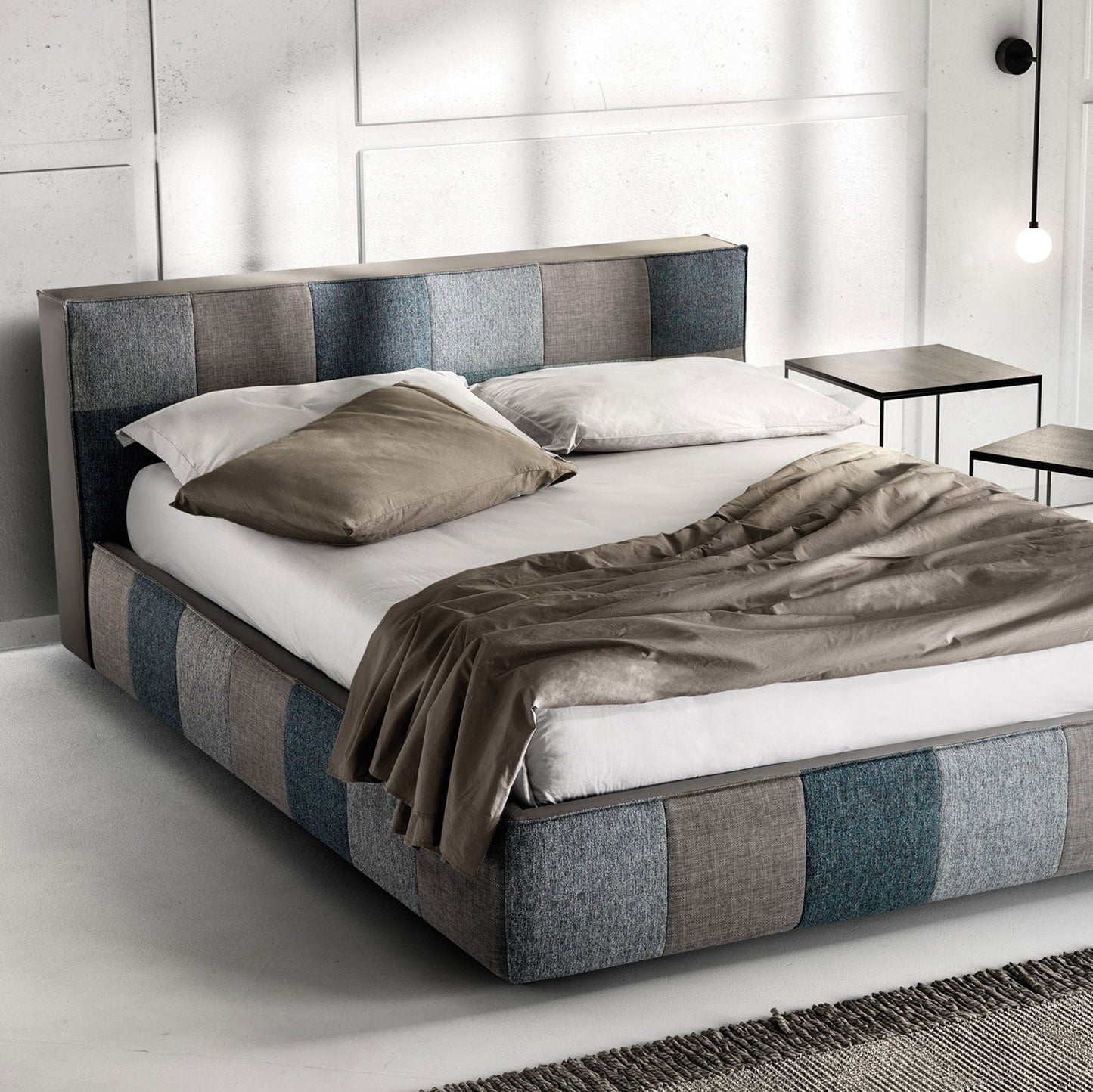 SQUARE Bed