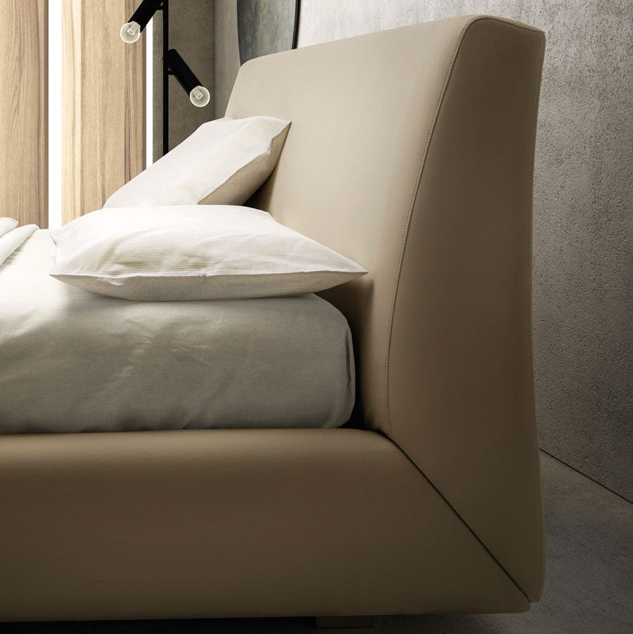 STRONG Bed
