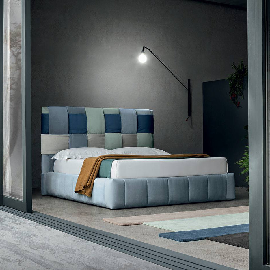 TIFFANY Bed