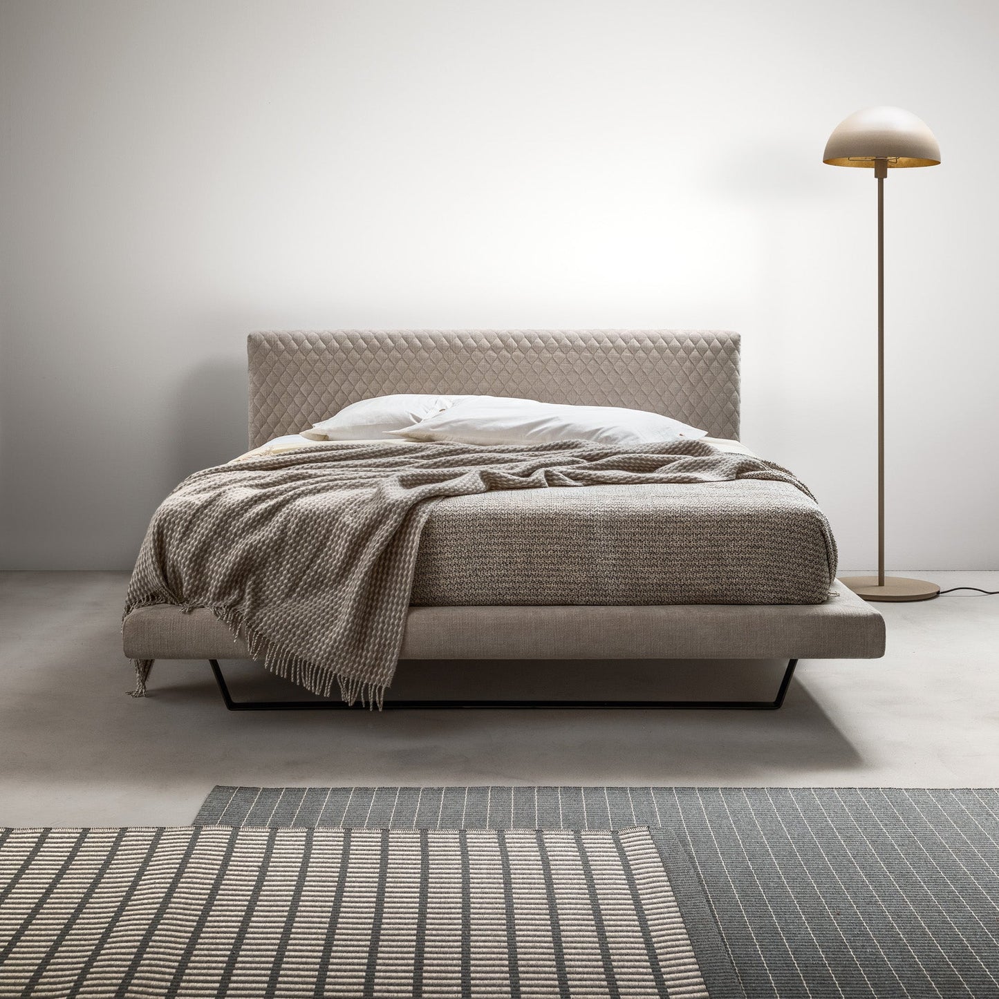 TINY Bed